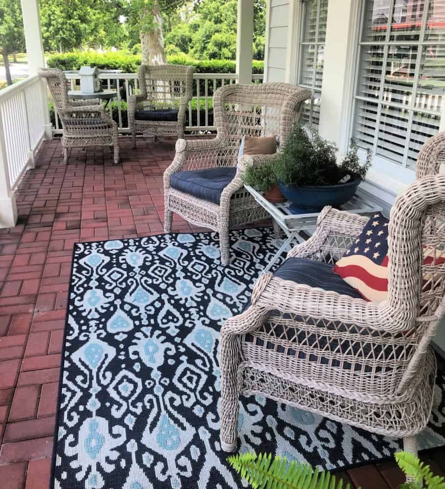 Happiness Is Homemade.Share NOW. #happinessishomemade #eclecticredbarn #linkyparty Things Every porch needs