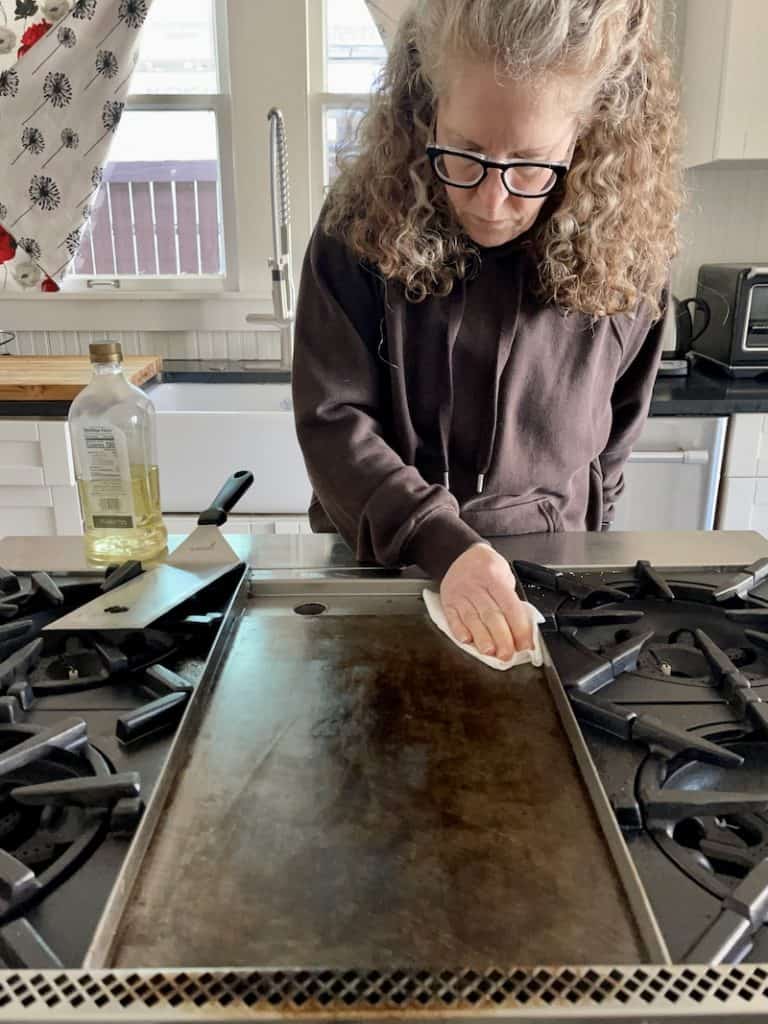 How to Keep your Indoor Griddle/Grill Clean or At Least Presentable