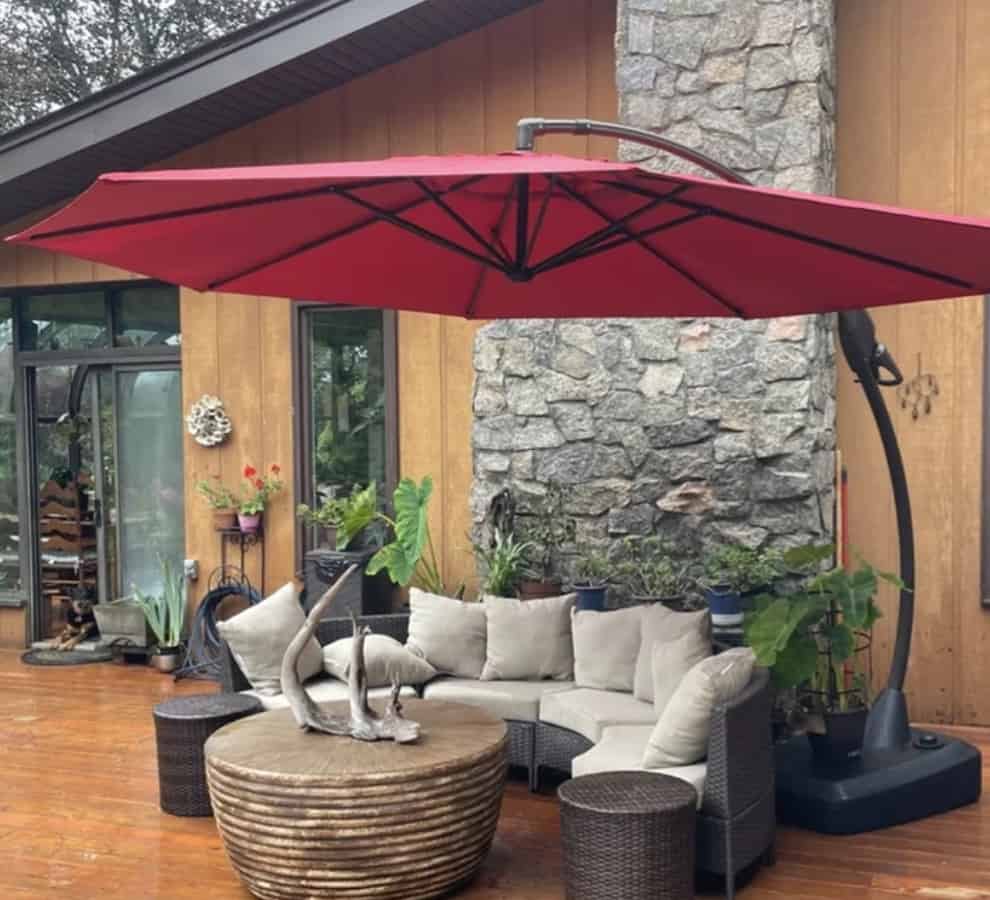 cantilever umbrella