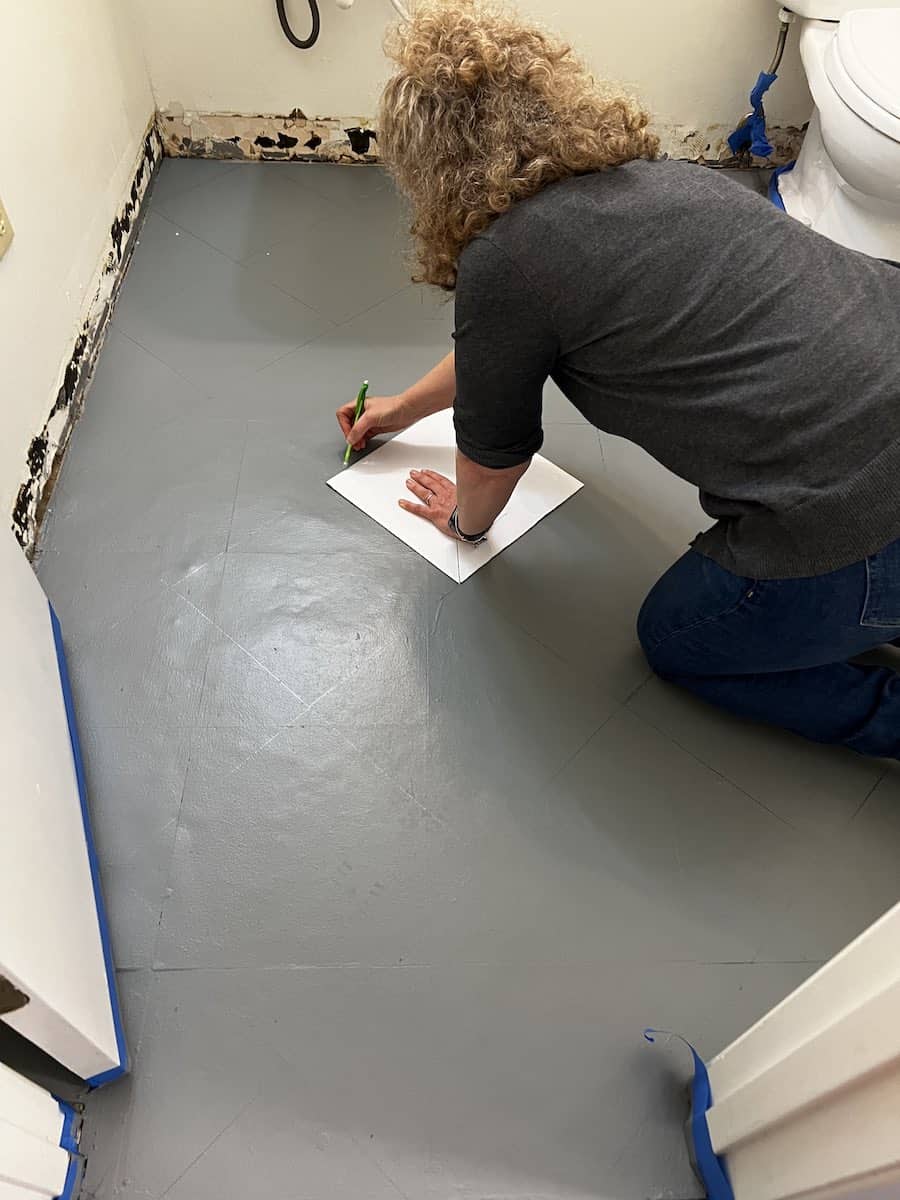 trace checkerboard squares