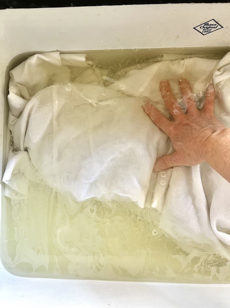 washing linen curtains